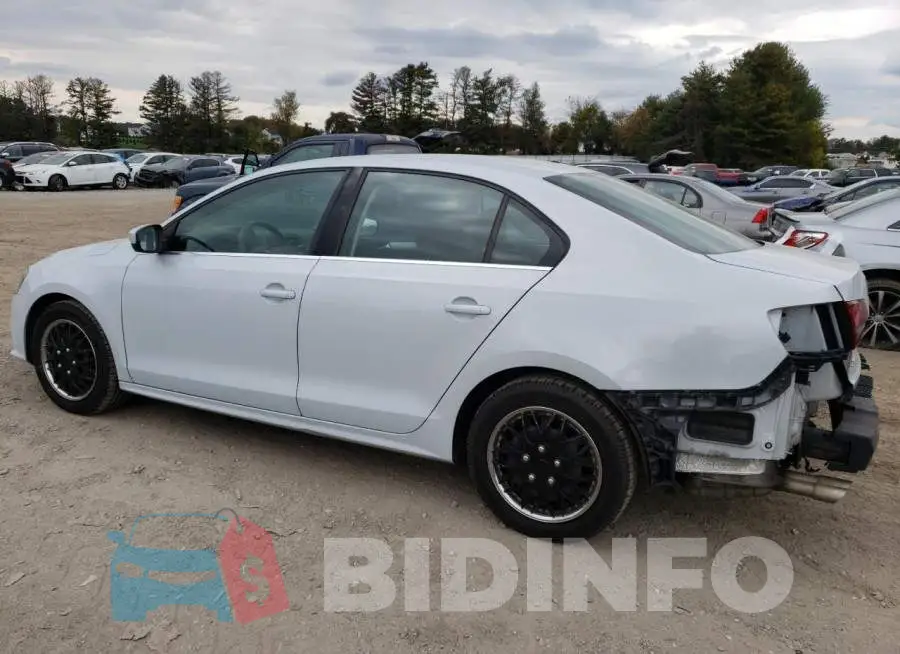 3VW2B7AJ8HM253253 Photo# 2