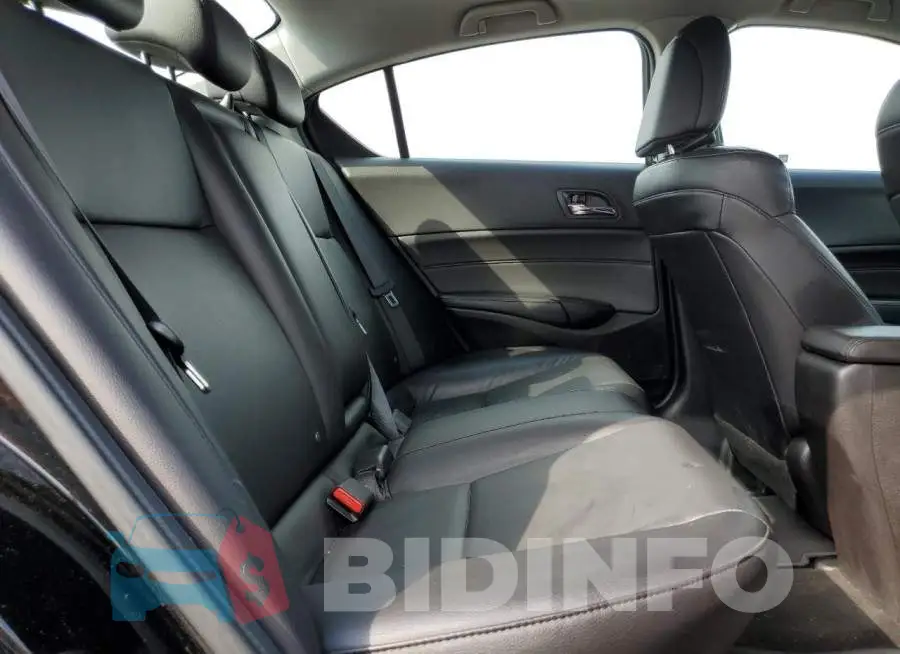 19UDE2F35HA010241 Photo# 10