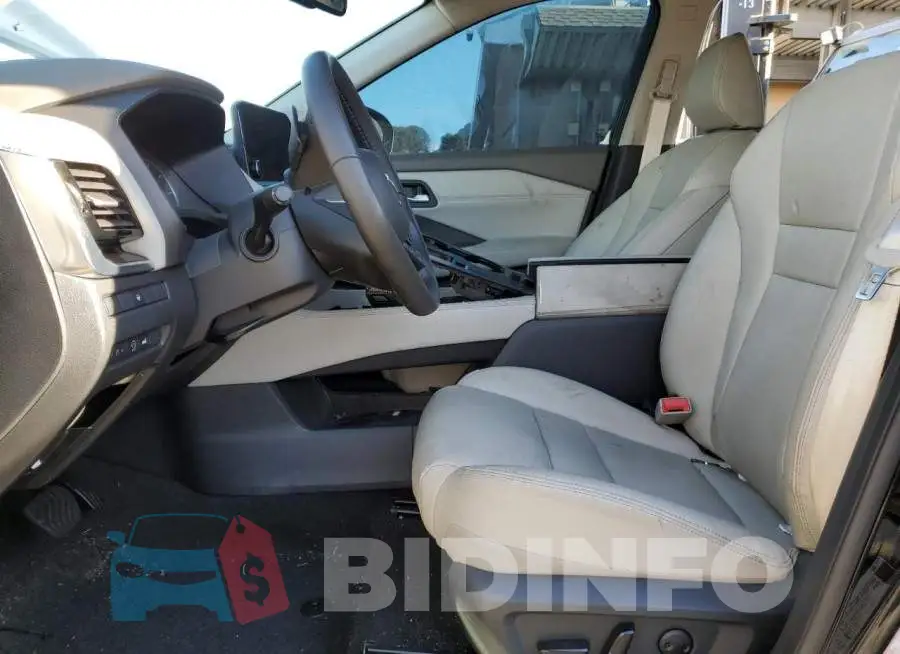 5N1BT3CB8PC781806 Photo# 7