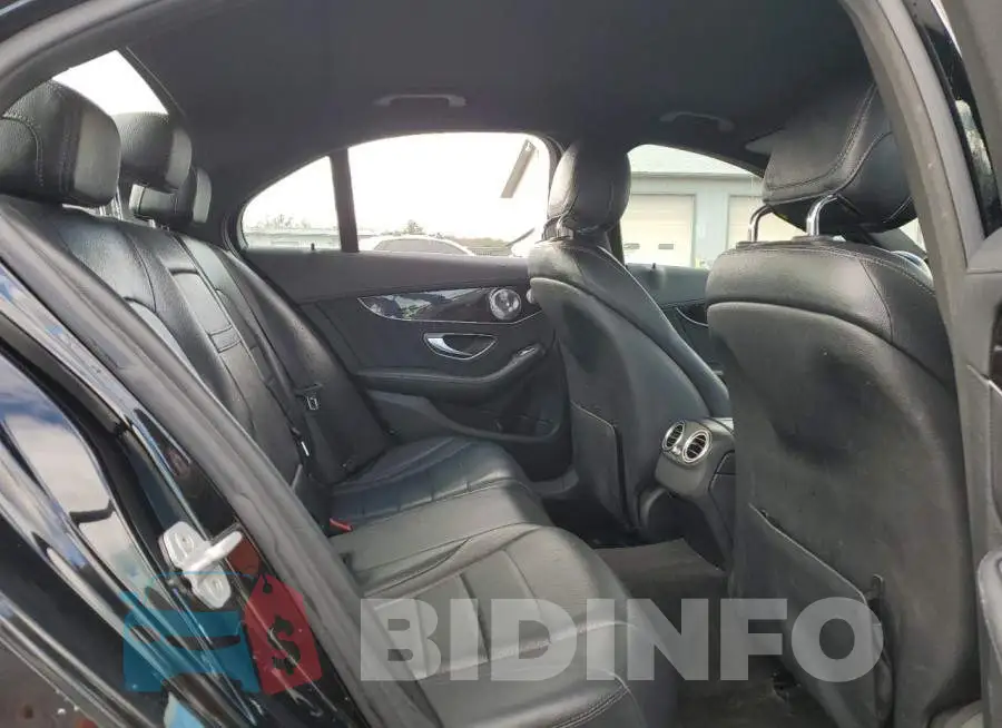 55SWF4KB2FU005868 Photo# 10