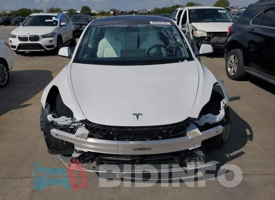 5YJ3E1ECXPF557520 Photo# 5