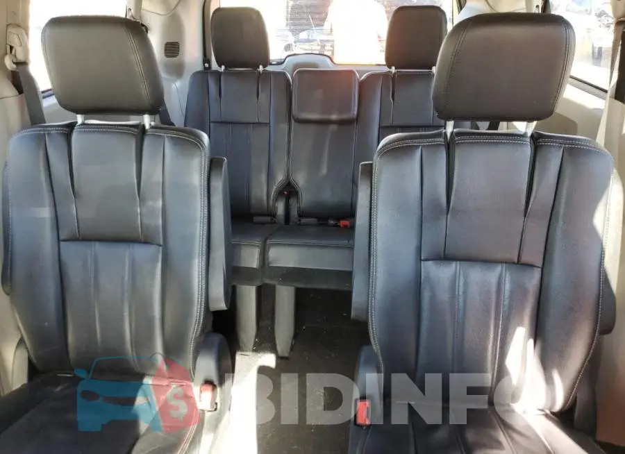 2C4RC1BGXER442764 Photo# 10