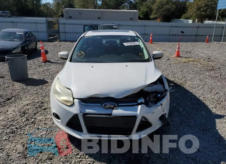 1FADP3F2XEL416608 Photo# 5