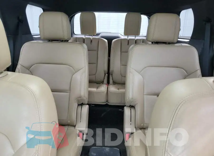1FM5K8D89HGC60443 Photo# 10