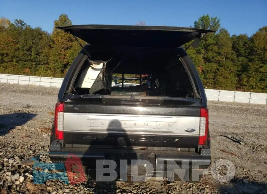 1FT8W3DT5JEB25331 Photo# 6