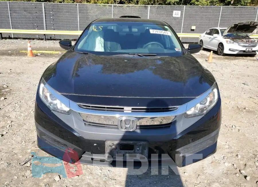 19XFC2F55HE010963 Photo# 5