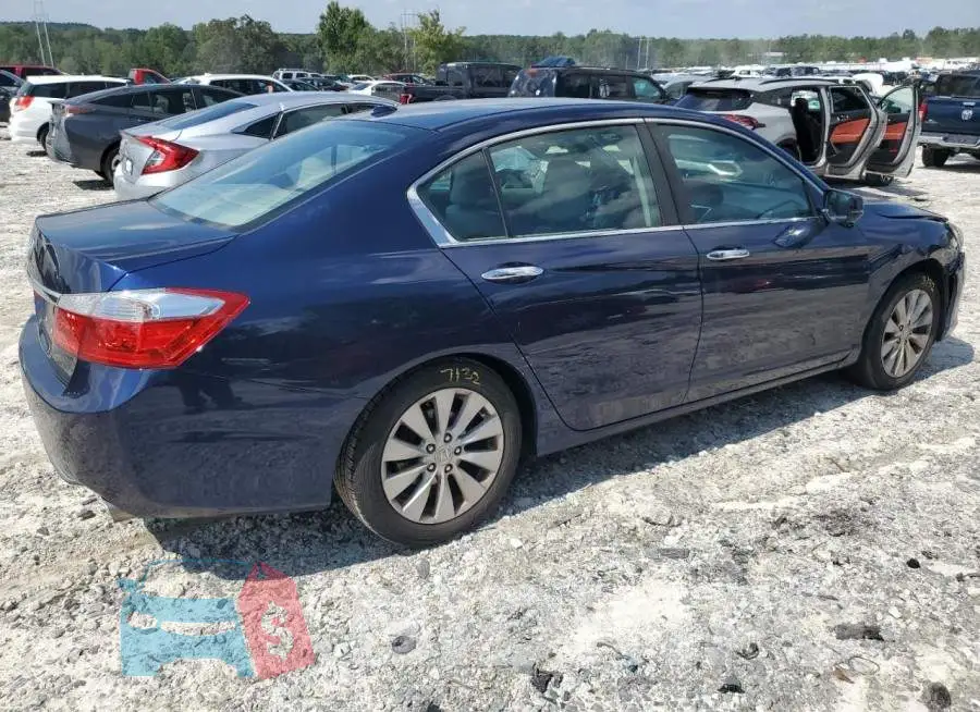 1HGCR2F80FA173517 Photo# 3