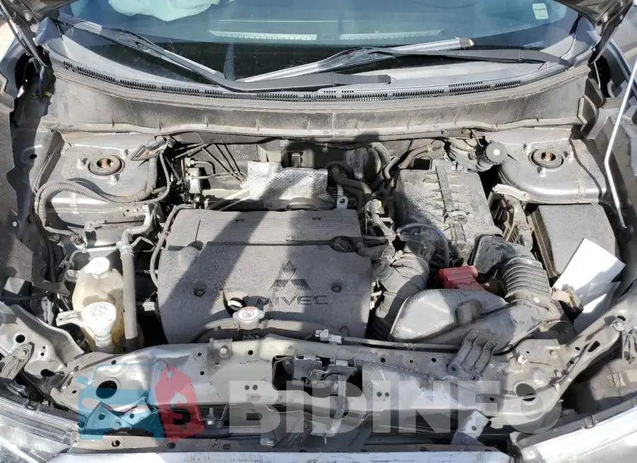 4A4AP4AUXFE016025 Photo# 12