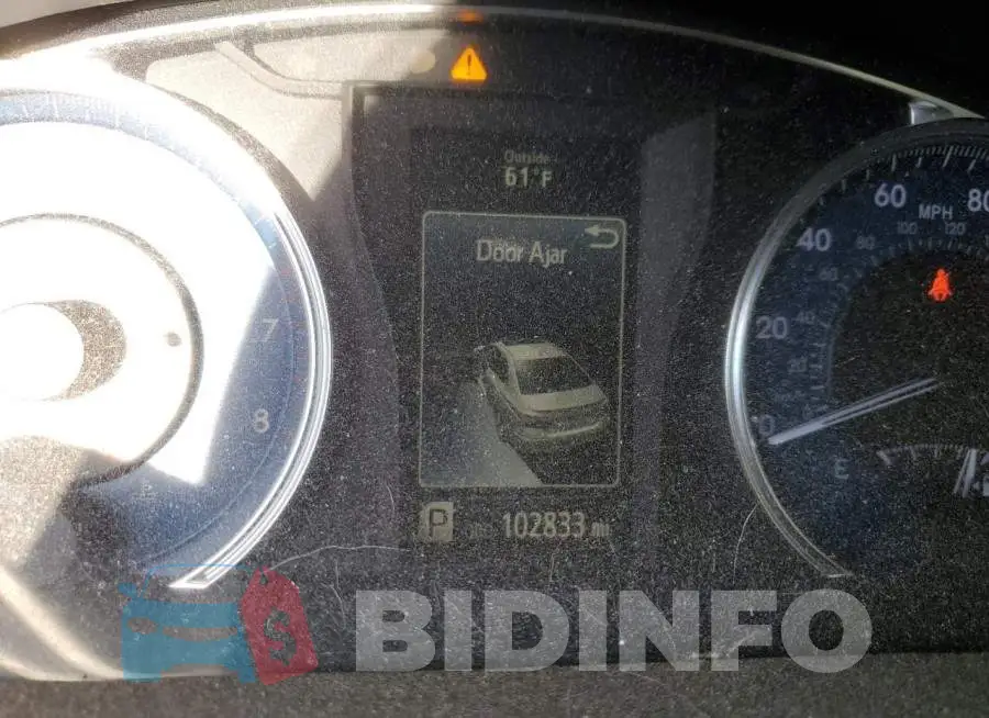 4T1BF1FKXHU450910 Photo# 9