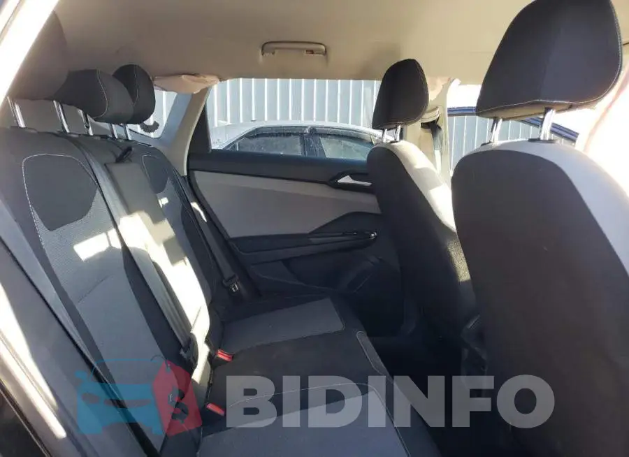 3VVCX7B28NM015884 Photo# 11