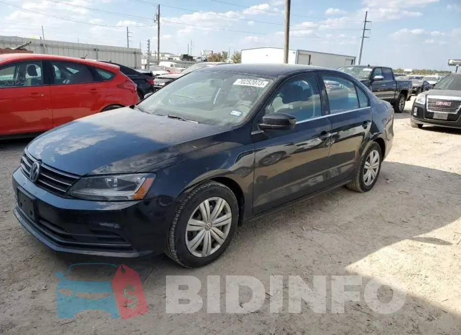 3VW167AJ7HM315144 Photo# 1