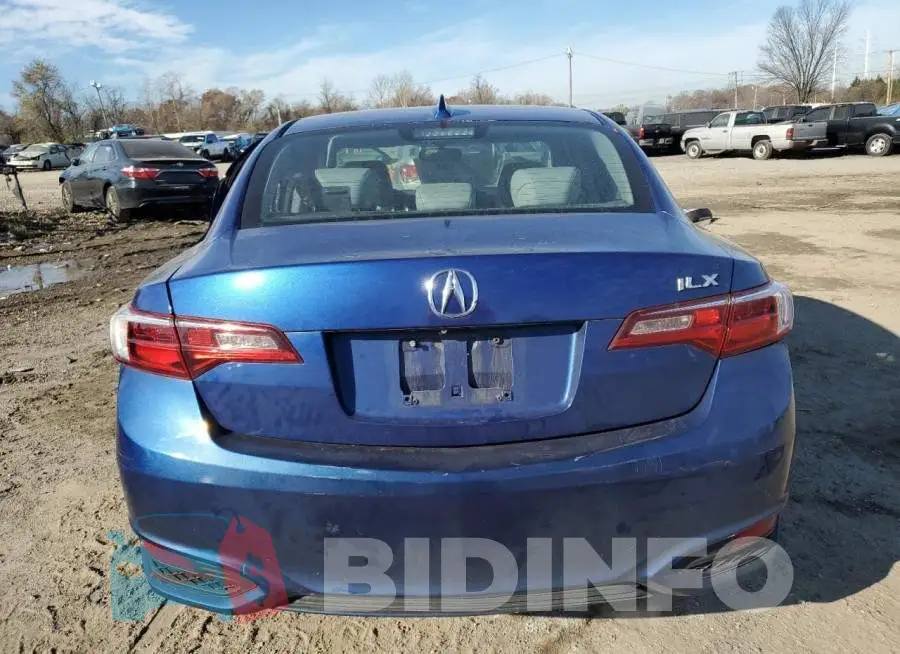 19UDE2F33HA006639 Photo# 6