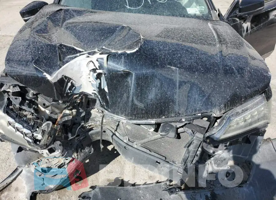 19UUB1F35FA018663 Photo# 11