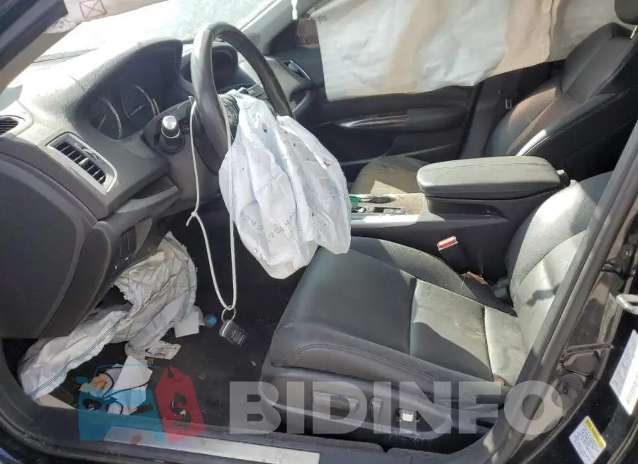 19UUB1F35FA018663 Photo# 7