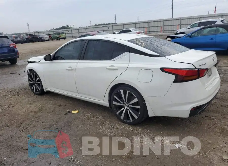 1N4BL4CV6LC149892 Photo# 2