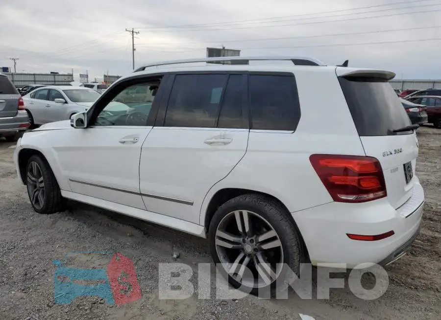 WDCGG8JB9FG352805 Photo# 2
