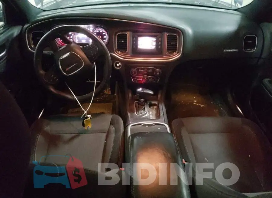 2C3CDXBG7FH866615 Photo# 8