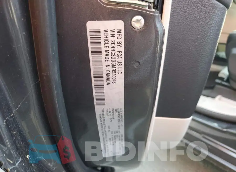 2C4RC3GG5MR530043 Photo# 13