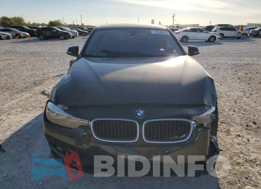 WBA8E1G57GNT99415 Photo# 5