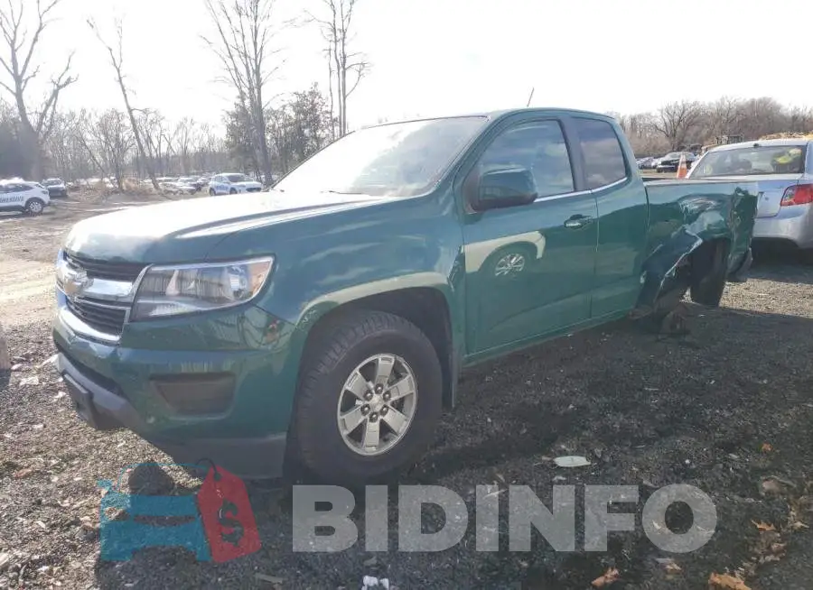 1GCHTBENXH1153663 Photo# 1