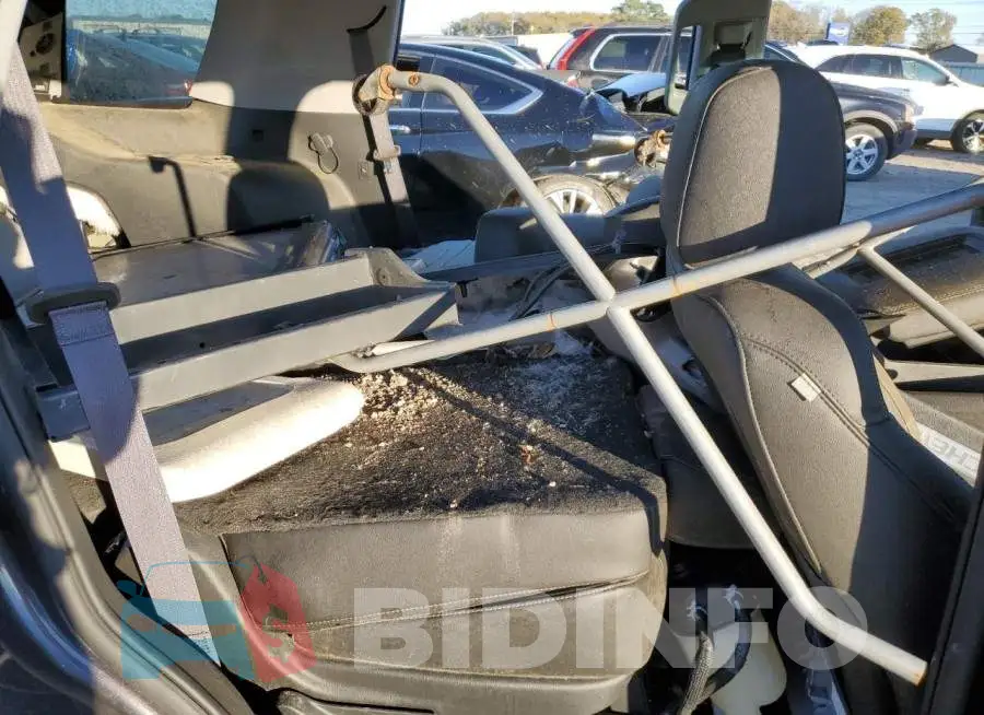 1GNSKCKCXGR101393 Photo# 10