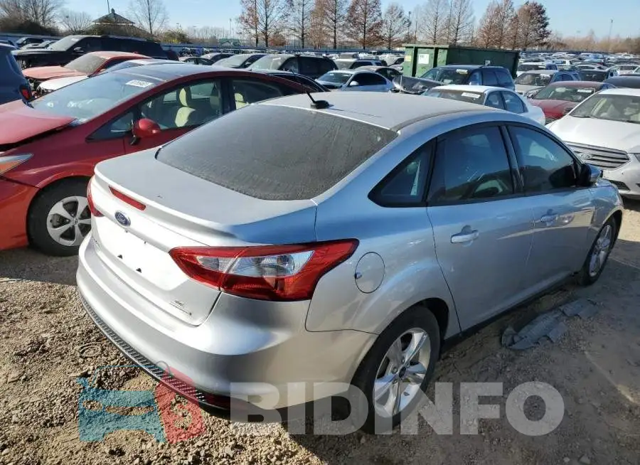1FADP3F24EL218848 Photo# 3
