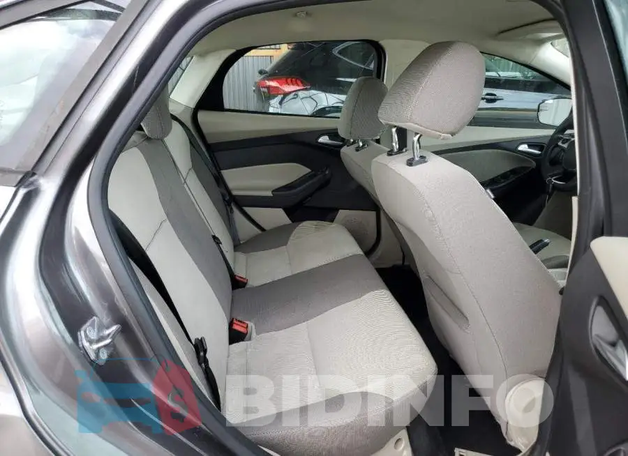 1FADP3F27EL383292 Photo# 10