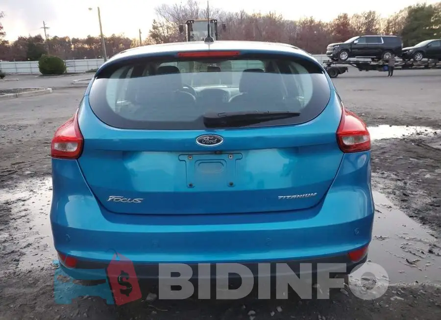 1FADP3N25GL250552 Photo# 6