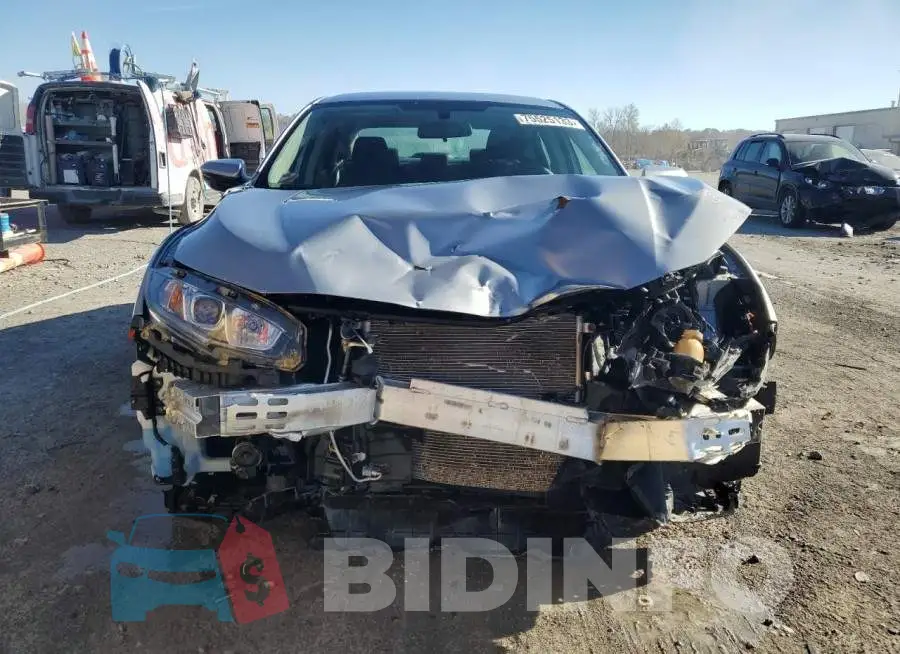 19XFC2F56HE049383 Photo# 5