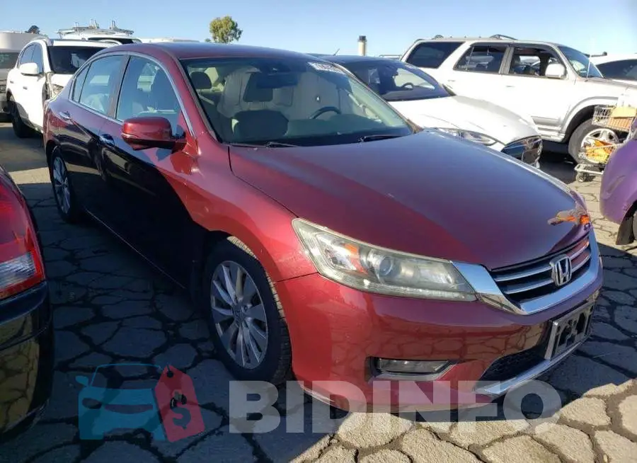 1HGCR2F80EA224531 Photo# 4