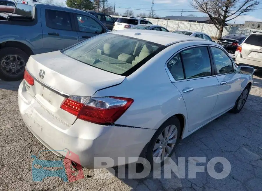 1HGCR2F86EA117533 Photo# 3
