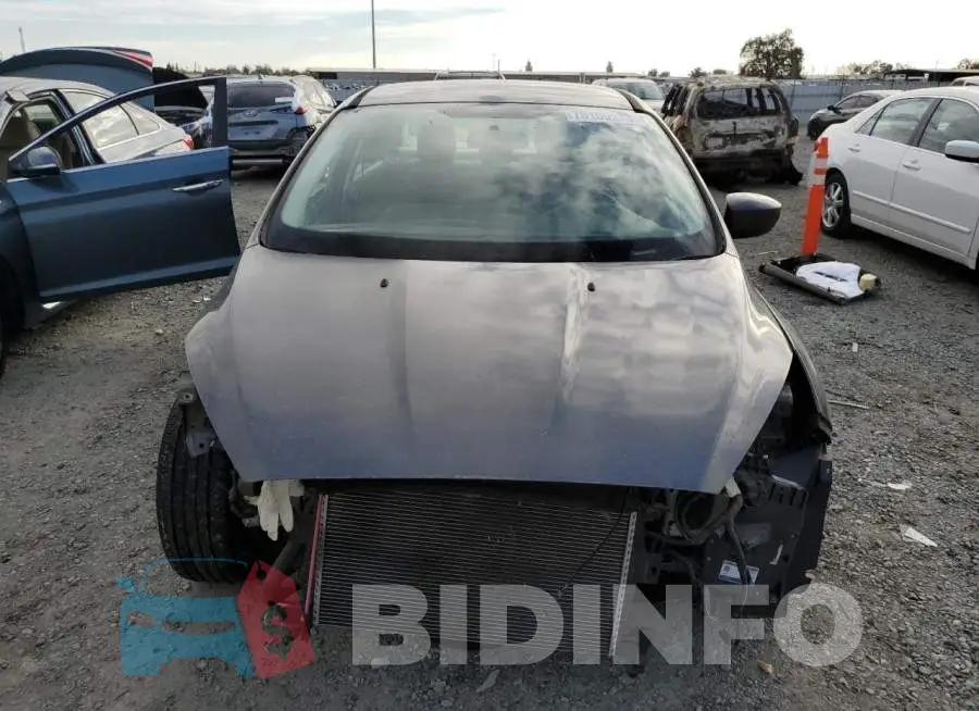 1FADP3F27JL252633 Photo# 5