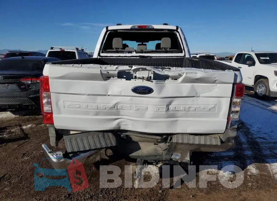1FT7W2BTXNED55882 Photo# 6