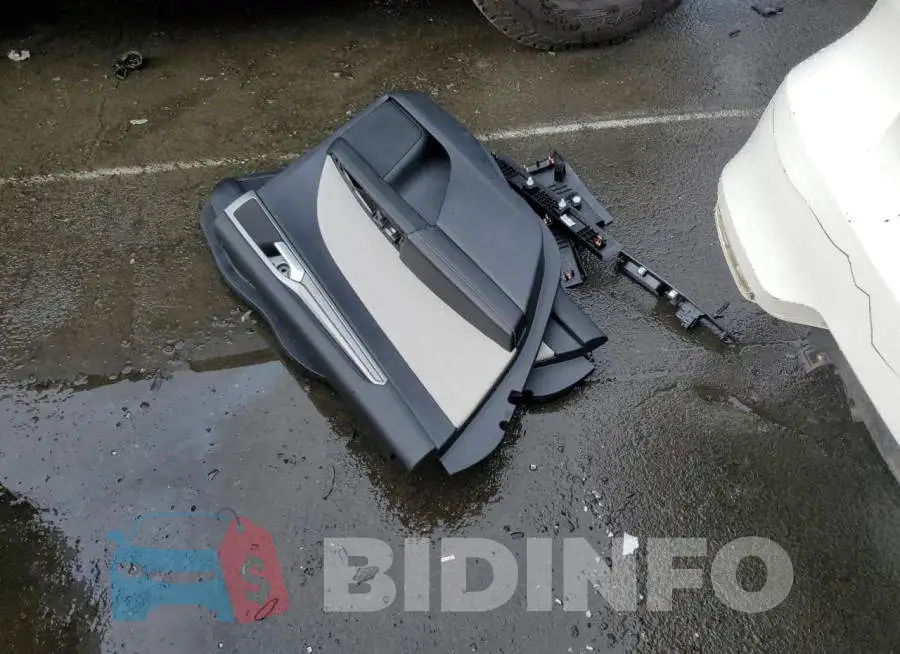 3FA6P0HD0KR201807 Photo# 12