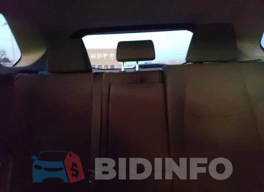 2T3F1RFV8KW025421 Photo# 10