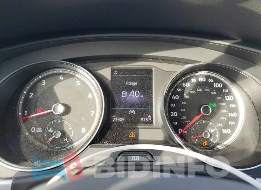 1V2MR2CA9MC572193 Photo# 9
