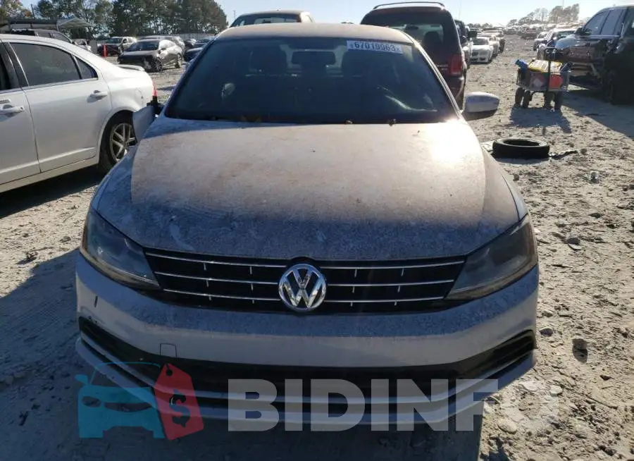 3VW2B7AJ0JM242088 Photo# 5