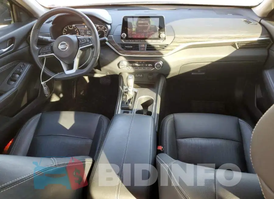 1N4BL4EV8KC101855 Photo# 8