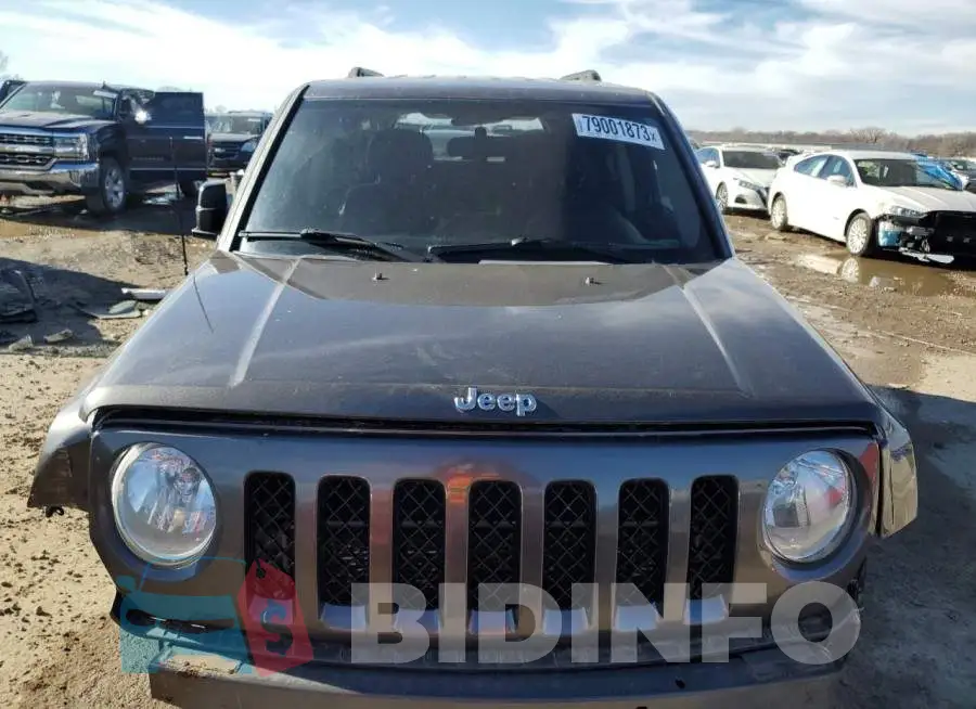 1C4NJPBB8FD211166 Photo# 5