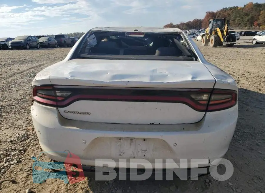 2C3CDXBG3FH768407 Photo# 6