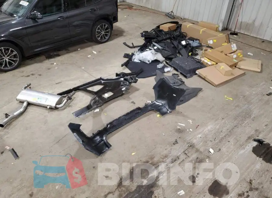 5UXTY5C0XM9F54101 Photo# 12