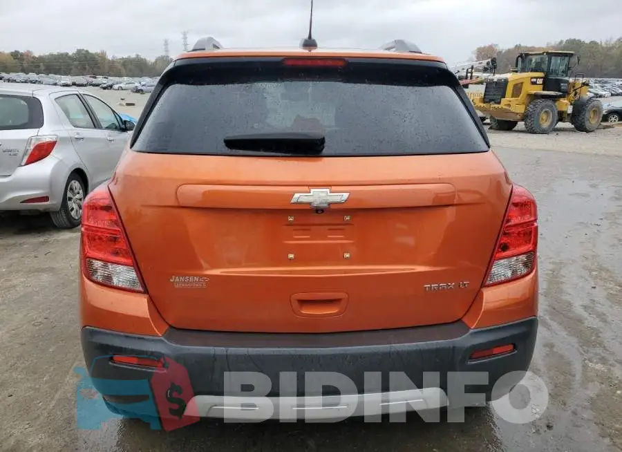 KL7CJLSB4FB104379 Photo# 6
