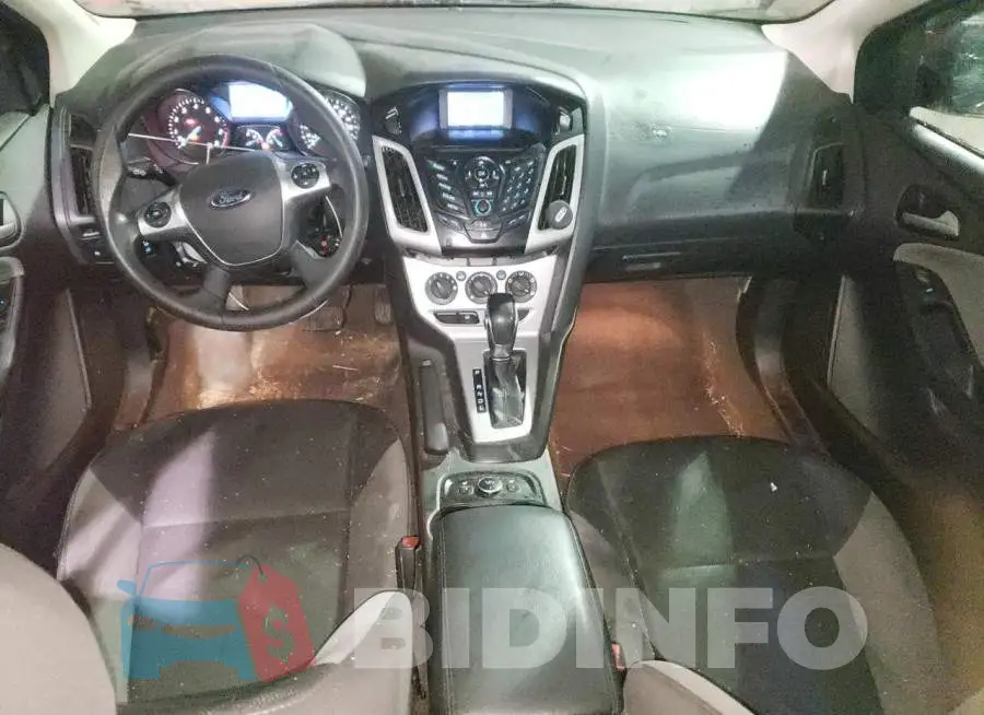 1FADP3F26EL304002 Photo# 8