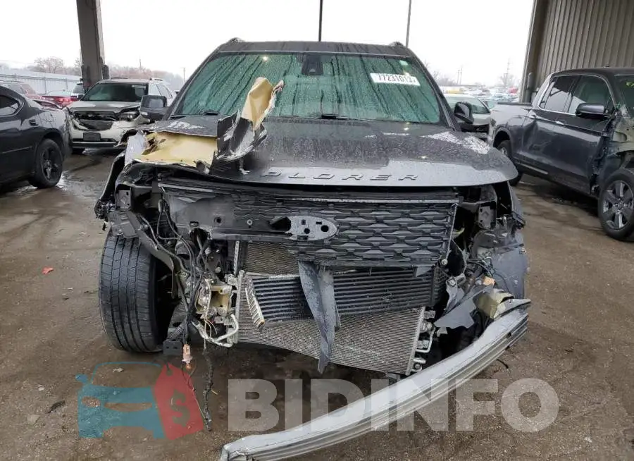 1FM5K8GT3JGB87351 Photo# 5