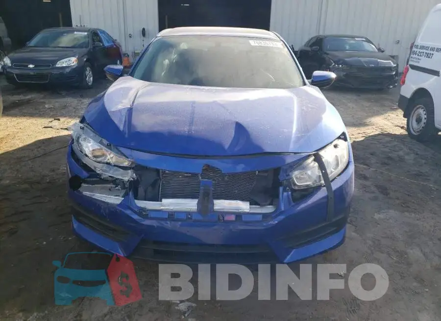 19XFC2F57HE007496 Photo# 5