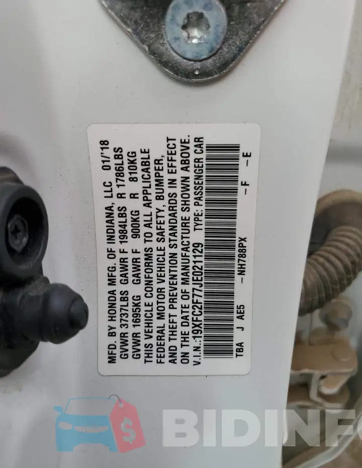 19XFC2F77JE021129 Photo# 12