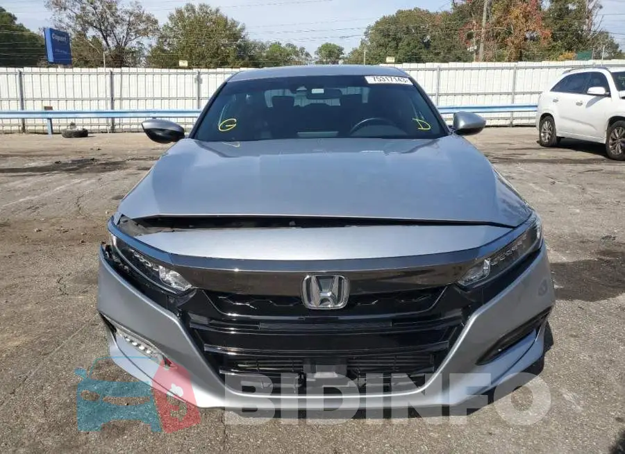 1HGCV1F36JA100977 Photo# 5