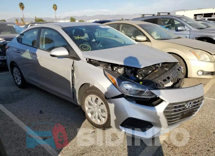 3KPC24A67NE179587 Photo# 4