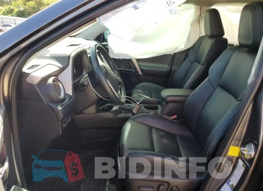 2T3DFREV8JW760120 Photo# 7