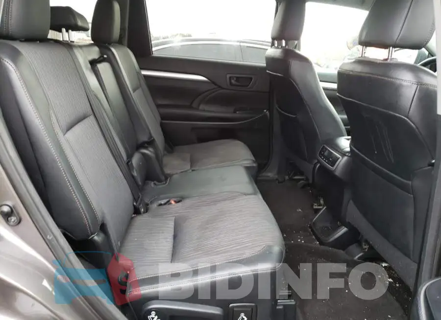 5TDBKRFH4GS281134 Photo# 11